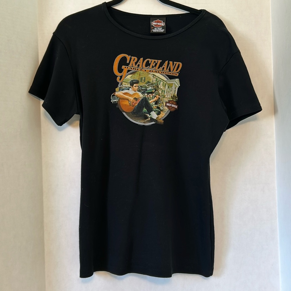 Women’s Harley Davidson T Shirt. Never worn. Deep black color.